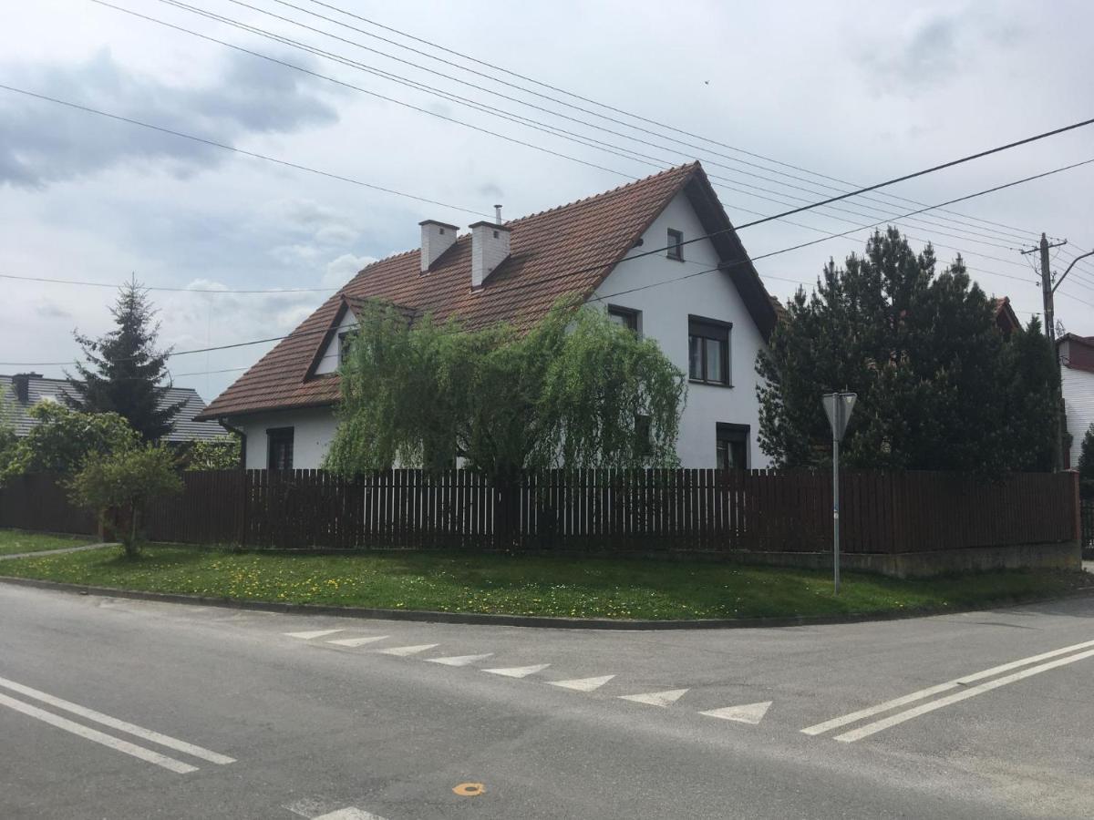 Holiday Home In Dobczyce Lesser With Terrace Exteriör bild