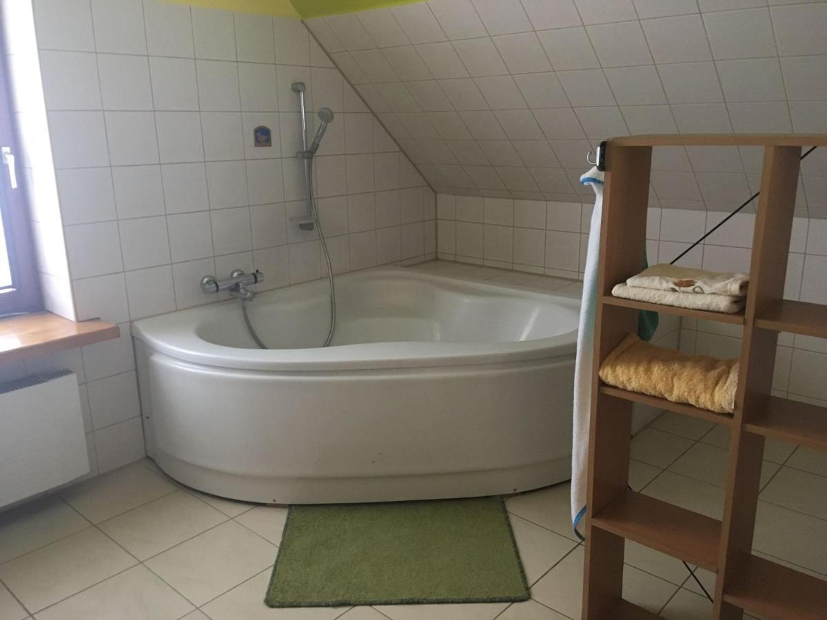 Holiday Home In Dobczyce Lesser With Terrace Exteriör bild